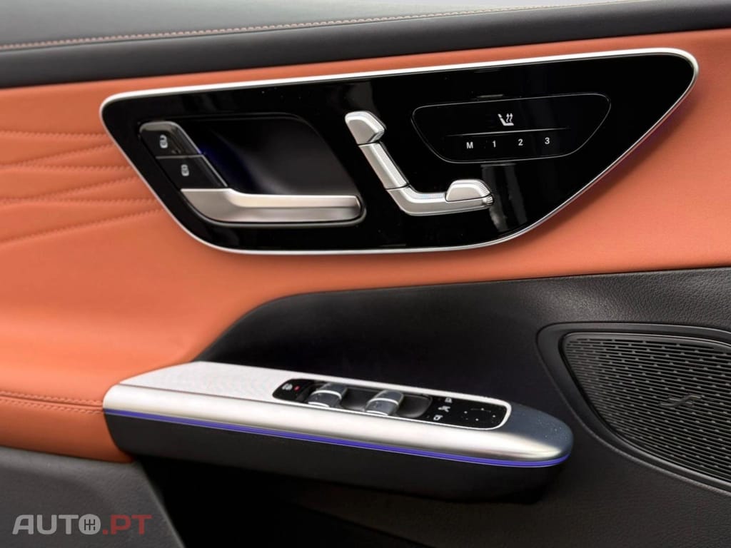 Mercedes-Benz GLC 300 de Coupé AMG Premium I.V.A DEDUTIVEL