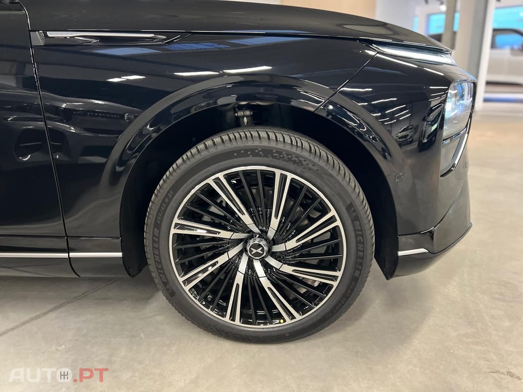 XPeng G9 93.1 kWh Long Range