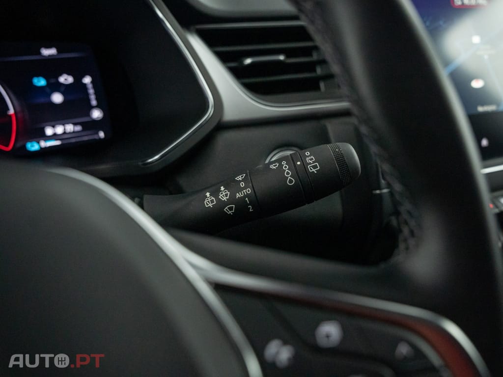 Renault Captur 1.6 E-Tech Plug-In Intens
