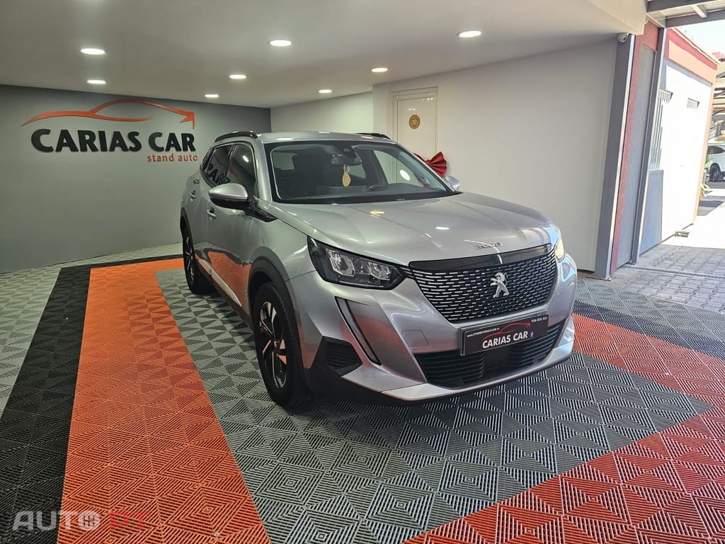 Peugeot 2008 1.2 PureTech Allure