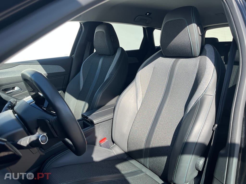 Peugeot 308 BlueHDi FAP 130 EAT8 Stop & Start Allure