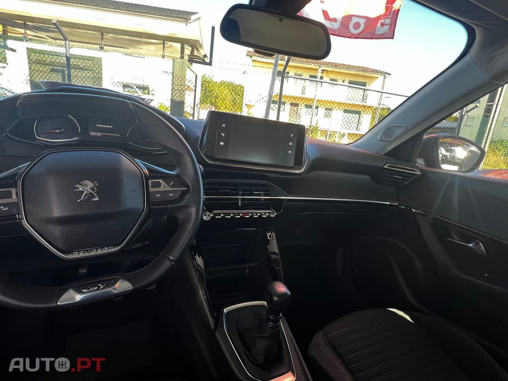 Peugeot 2008 1.5 HDi GTLine