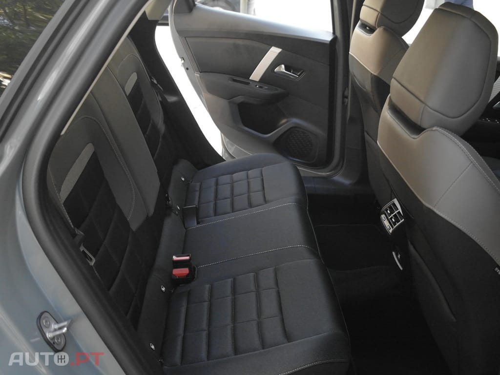 Citroen C4 1.2 Hybrid Plus e-DSC6