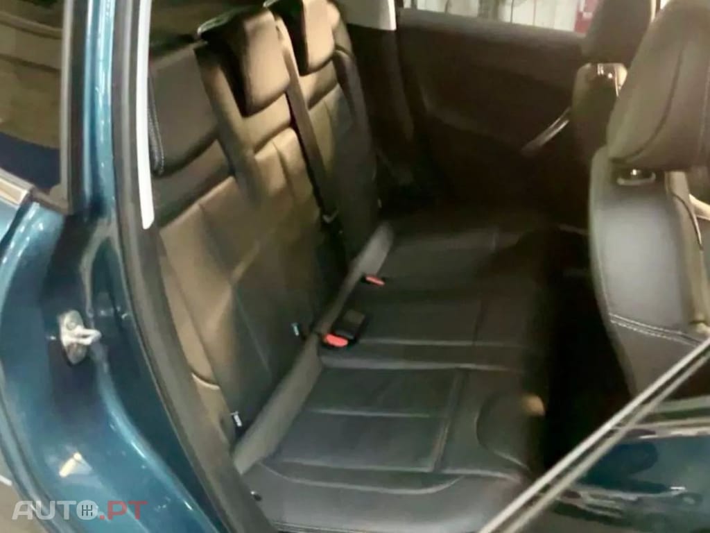 Peugeot 2008 PureTech 130 Allure