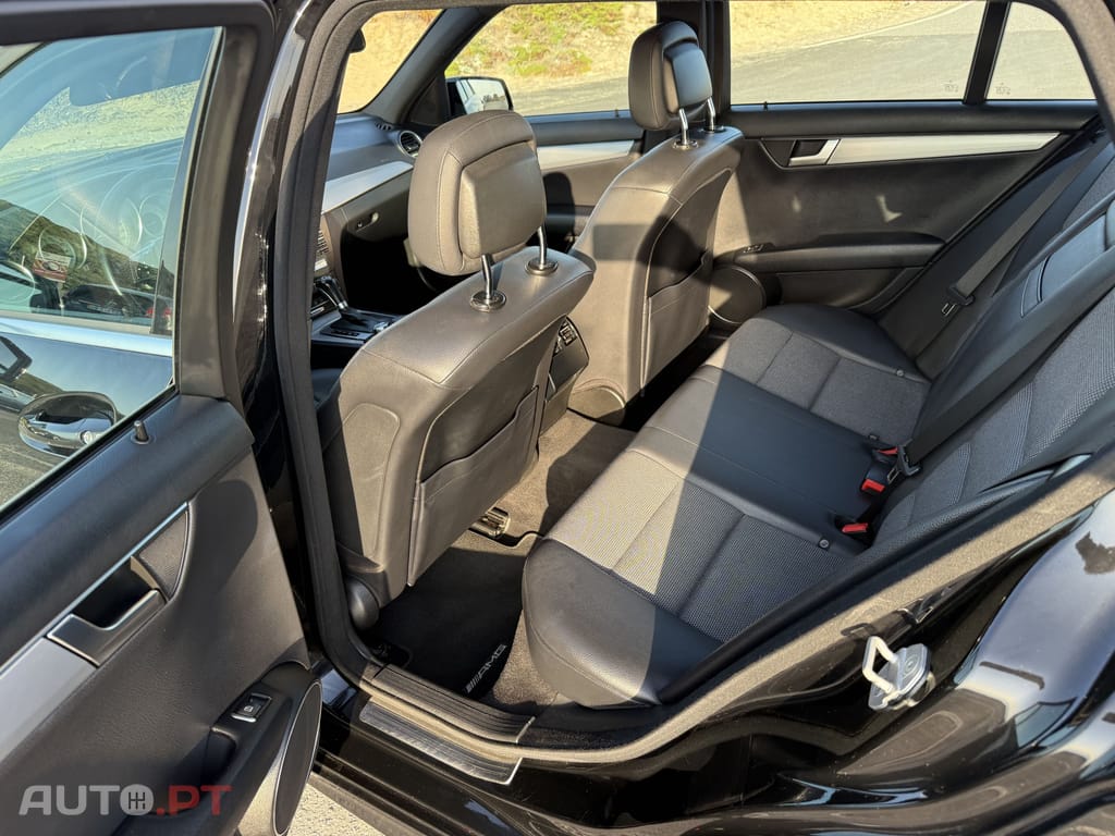Mercedes-Benz C 250 C 250 CDI 4MATIC AMG-Line