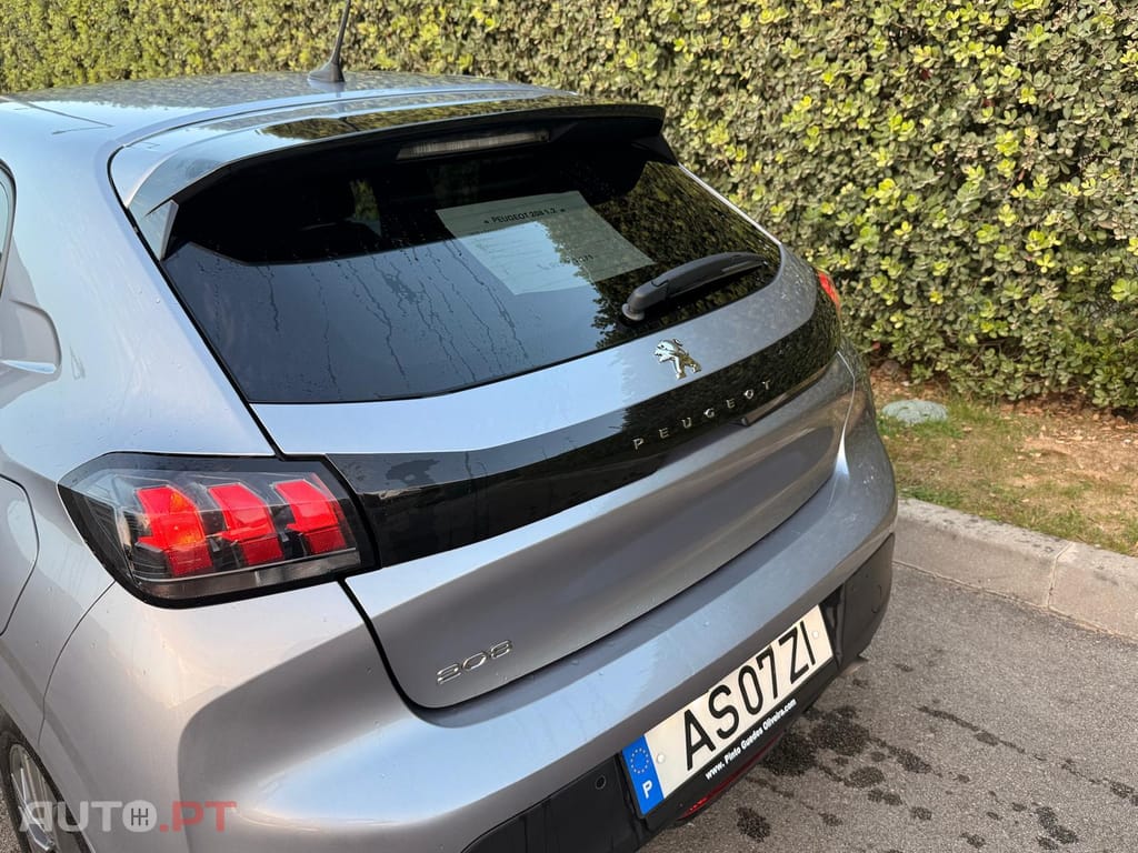 Peugeot 208 1.2 Pure TECH