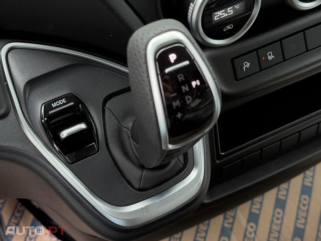 Iveco Daily 35 C 180  L 5  H 3