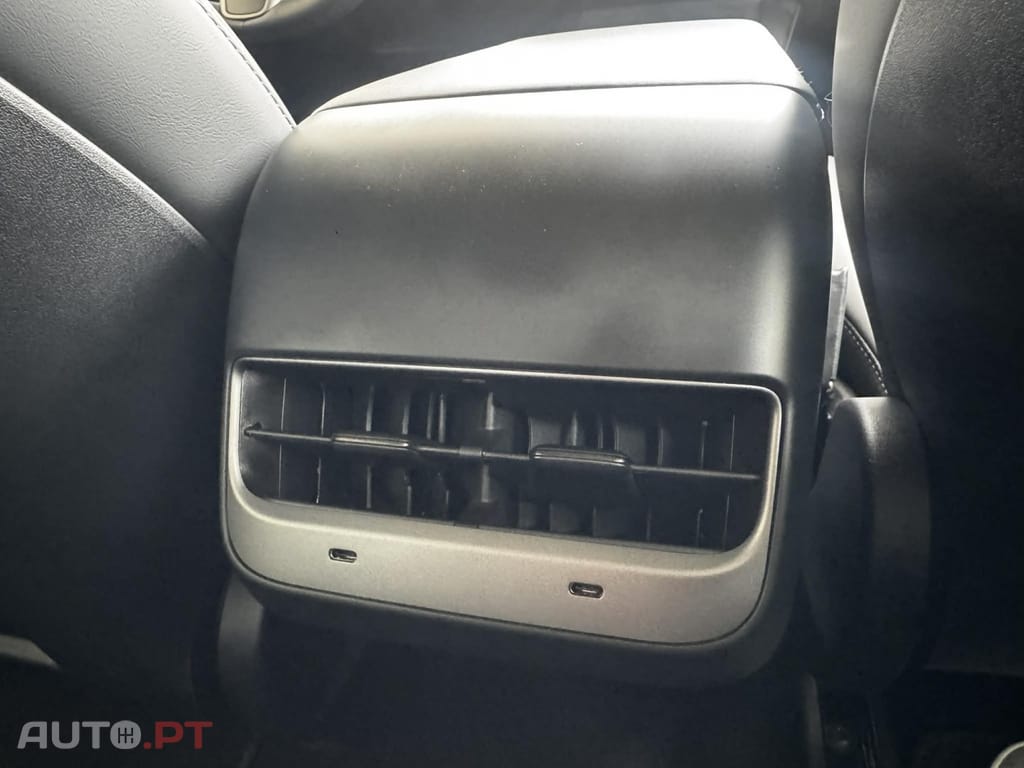 Tesla Model 3 Long Range AWD Dual Motor