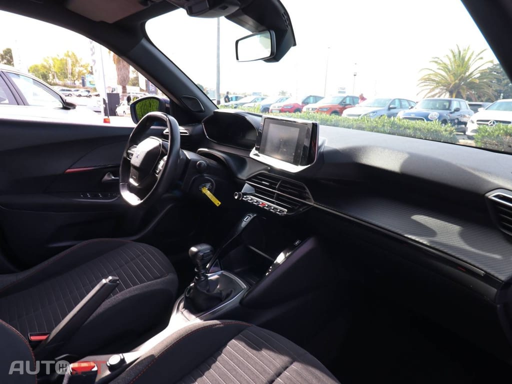 Peugeot 2008 1.2 PureTech Active