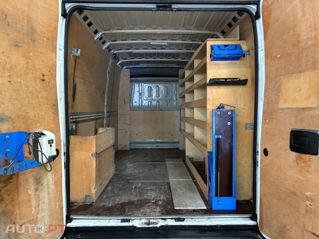 Peugeot Boxer 2.2 BlueHDi 335 L3H2