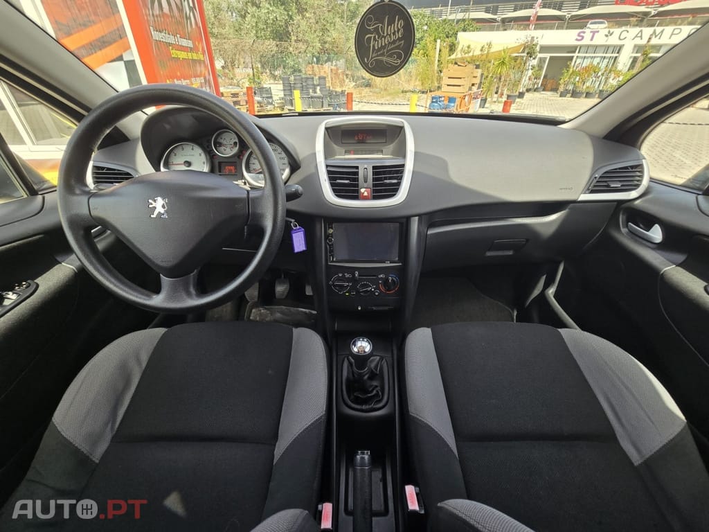 Peugeot 207 1.4 16V Trendy