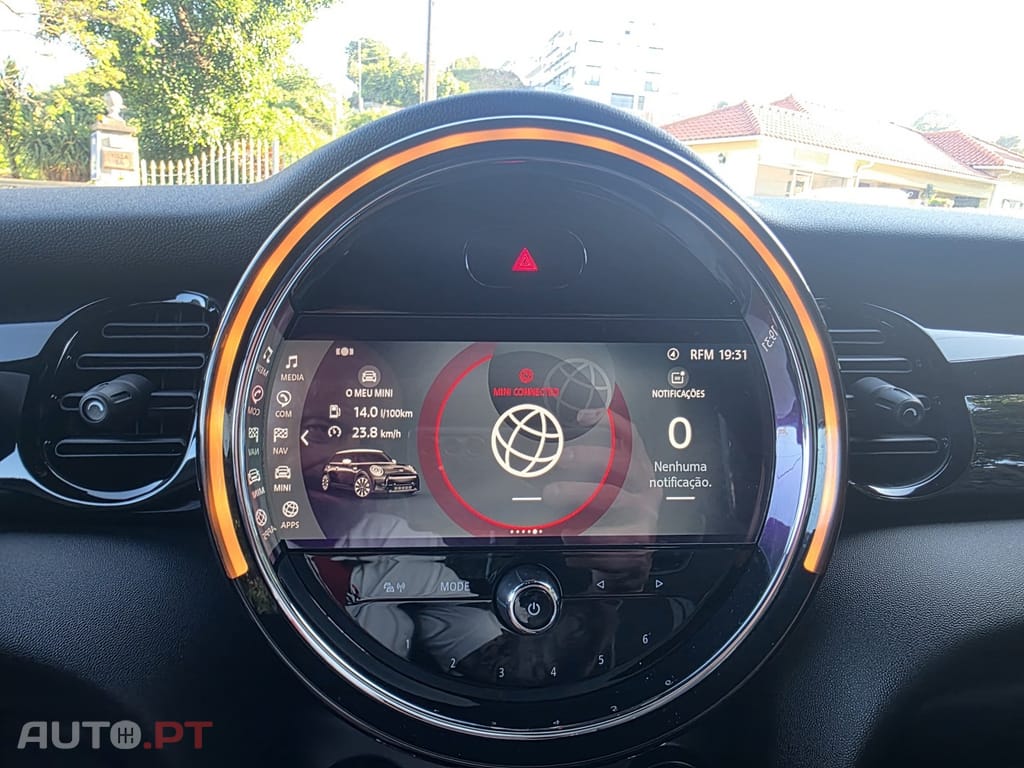 MINI Cooper John Cooper Works Auto Desportiva