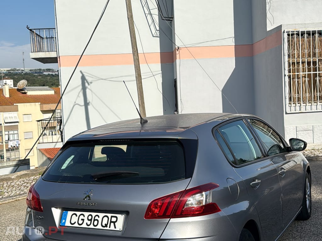 Peugeot 308 1.2