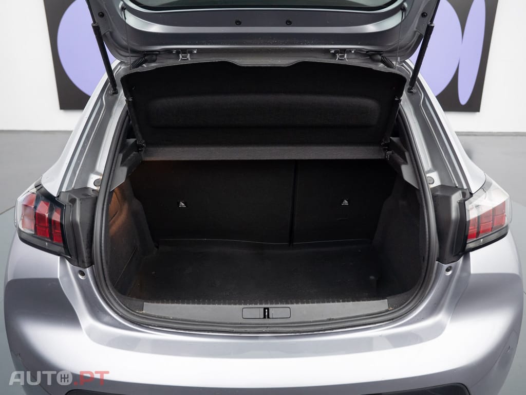Peugeot E-208 50 kWh Active Pack