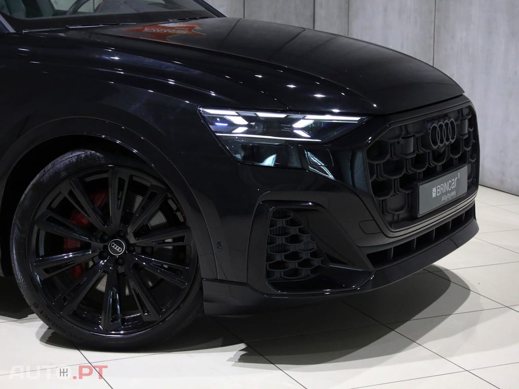 Audi Q8 55 TFSIe quattro Tiptronic