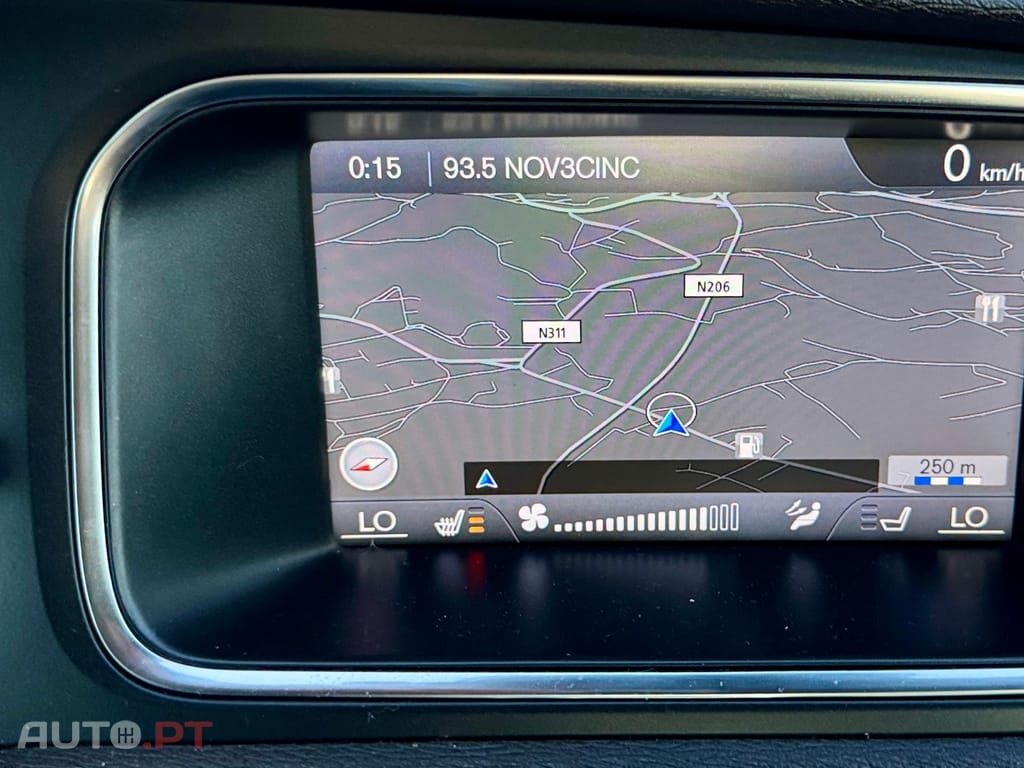 Volvo V40 1.6 D2 R-Design Momentum