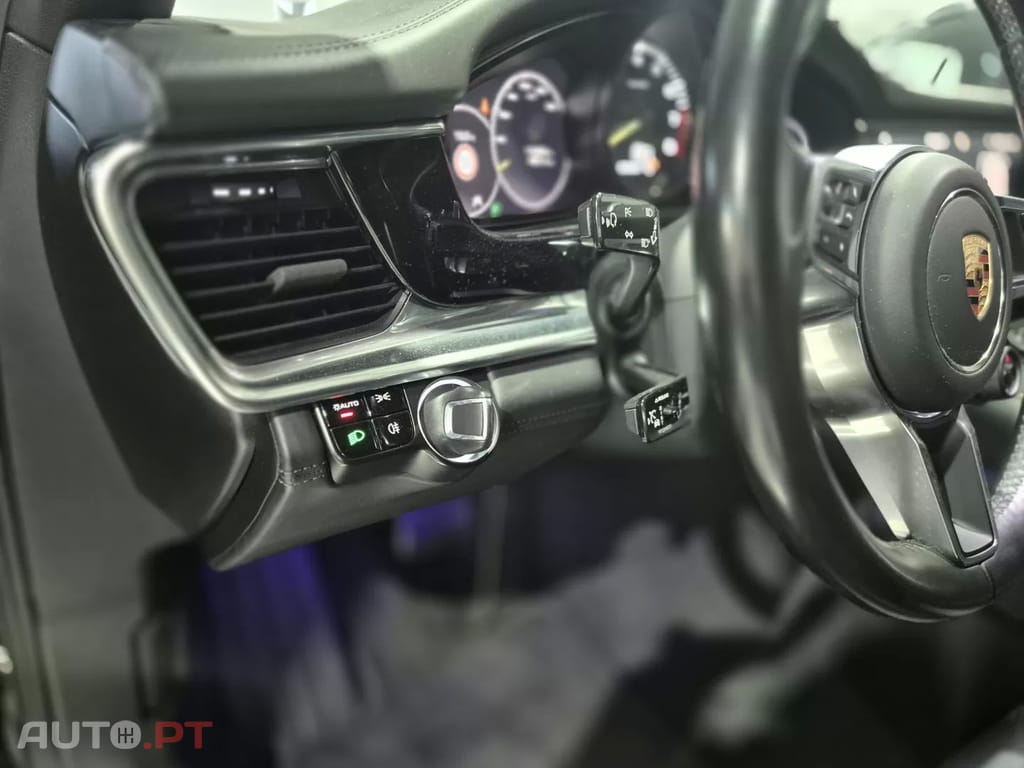 Porsche Panamera 4 E-Hybrid