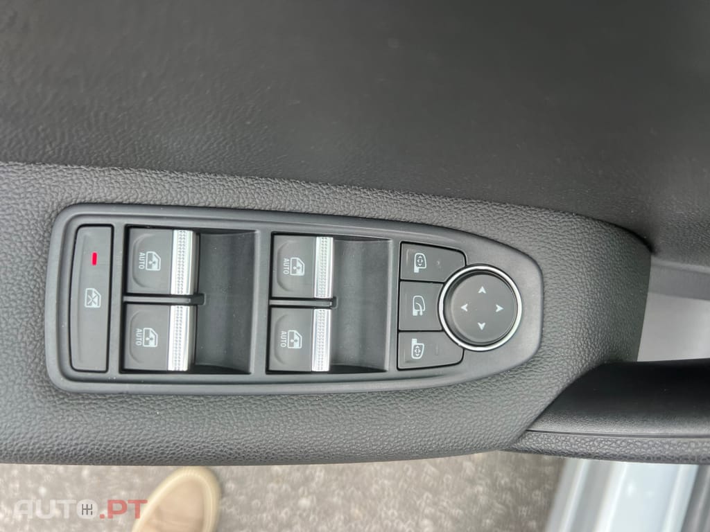 Renault Captur 1.0 TCe Exclusive