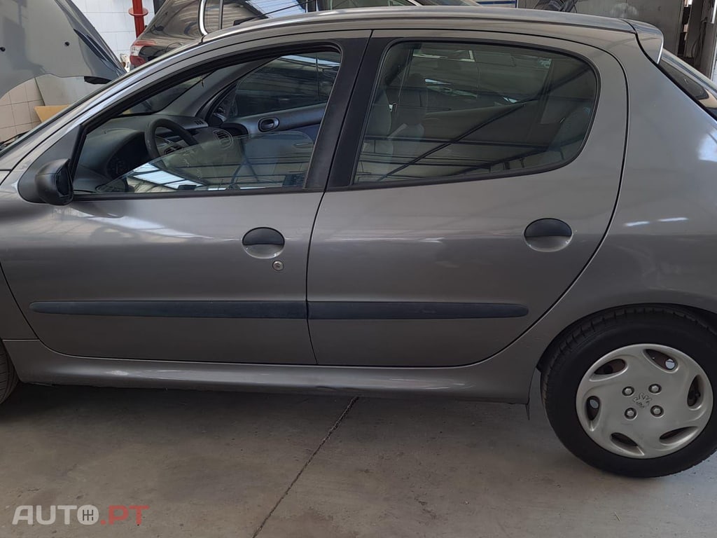 Peugeot 206 206