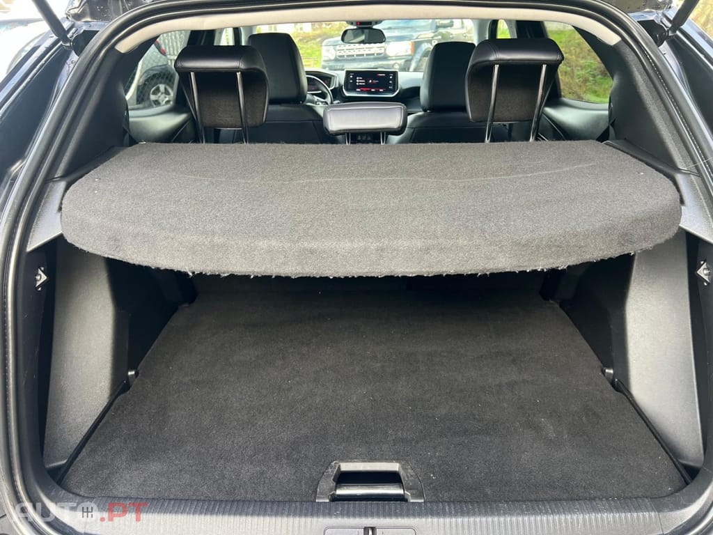 Peugeot 2008 1.2 PureTech Allure Pack