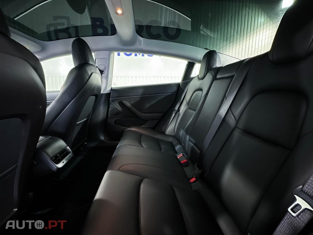 Tesla Model 3 Long-Range Dual Motor AWD