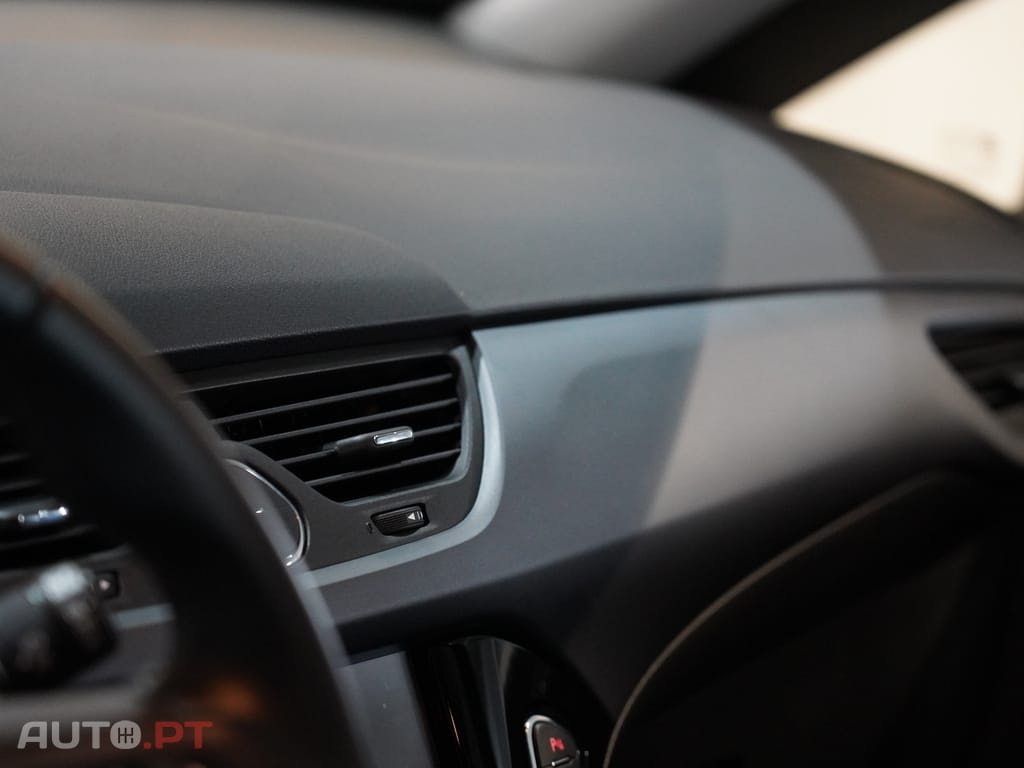 Opel Corsa 1.0 T 120 Anos