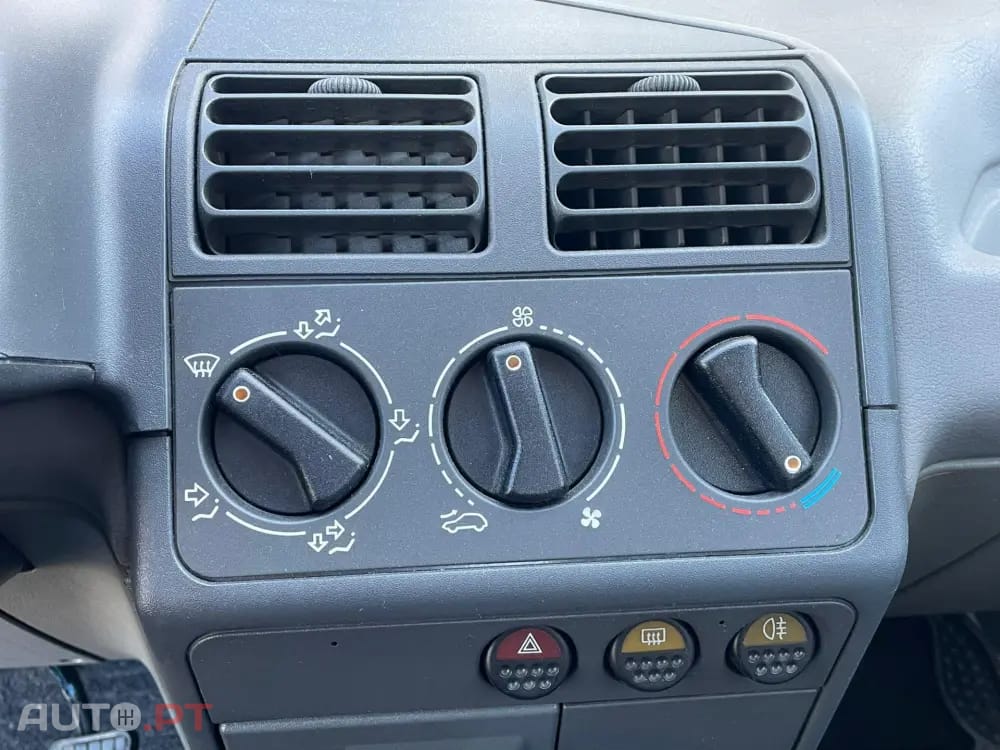 Peugeot 205 1.1 GR