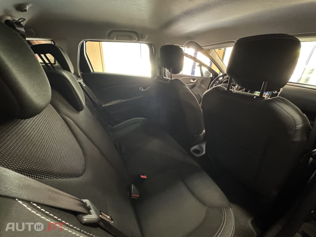 Renault Clio Sport Tourer 1.5 dCi Limited