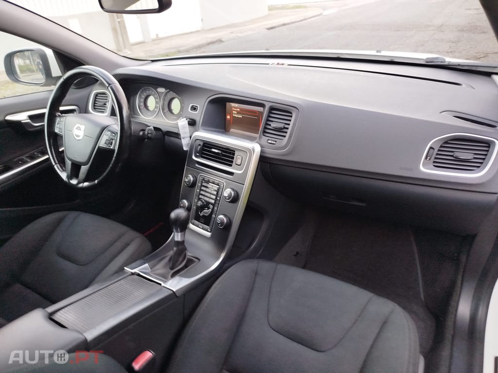 Volvo V60 1.6 D2 Drive Summum Start/Stop