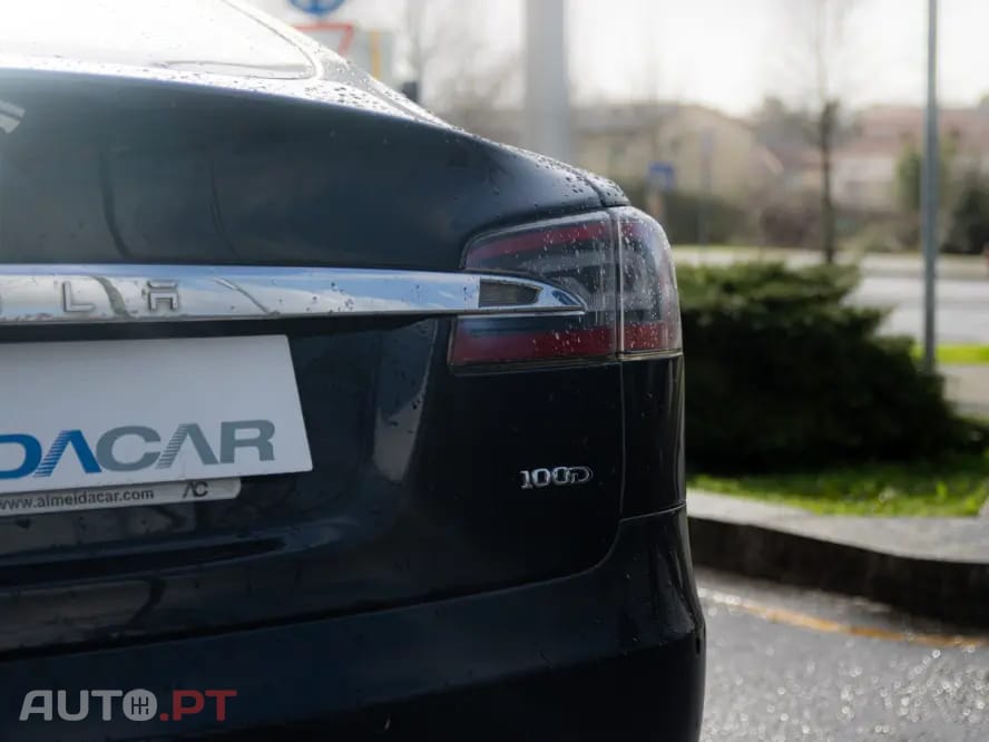 Tesla Model S 100D