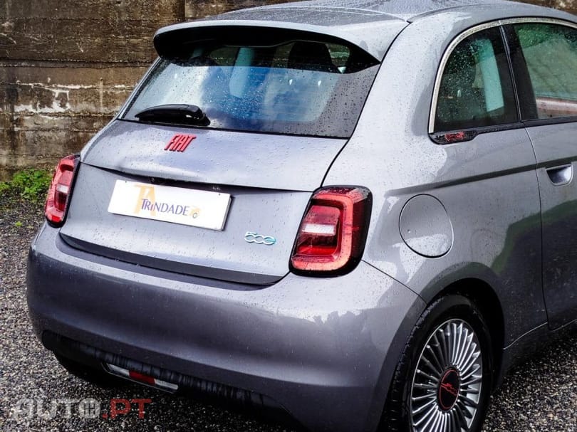 Fiat 500e 23,8kWh Red