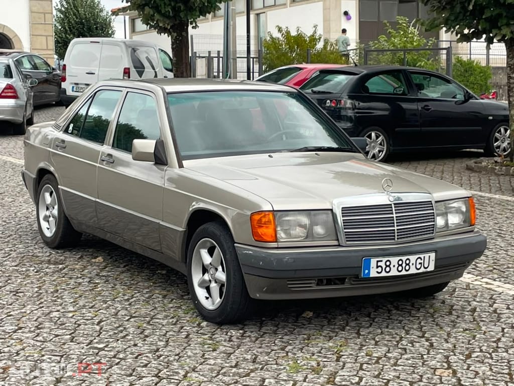 Mercedes-Benz 190 2.0