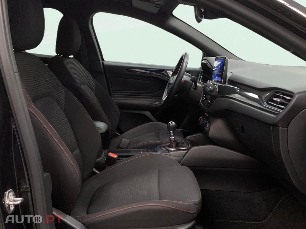 Ford Focus 1.5 TDCi ECOBlue ST-Line