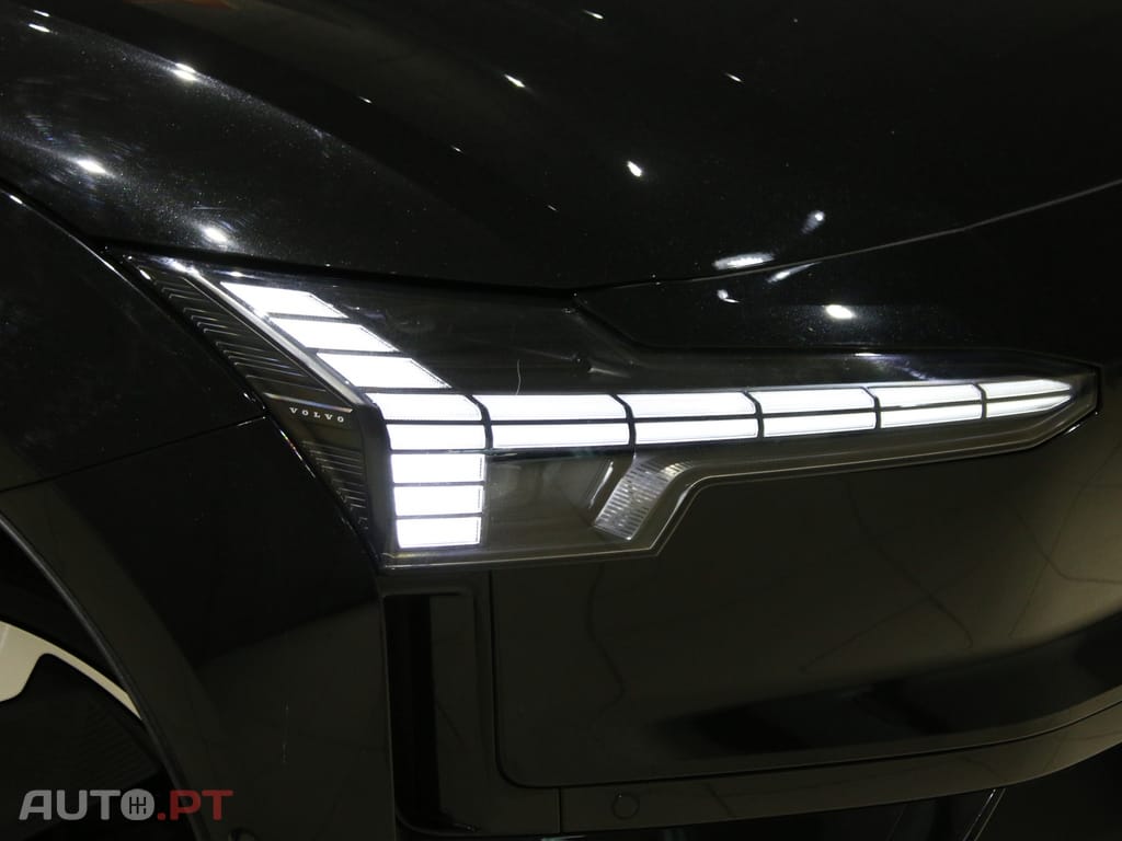 Volvo EX30 69 kWh Single Motor Extended Range Ultra