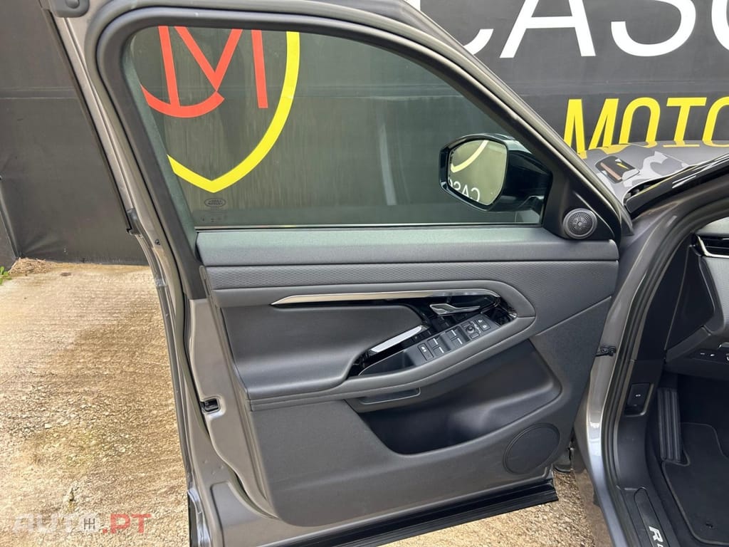 Land Rover Range Rover 1.5 P300e AWD R-Dynamic S Auto