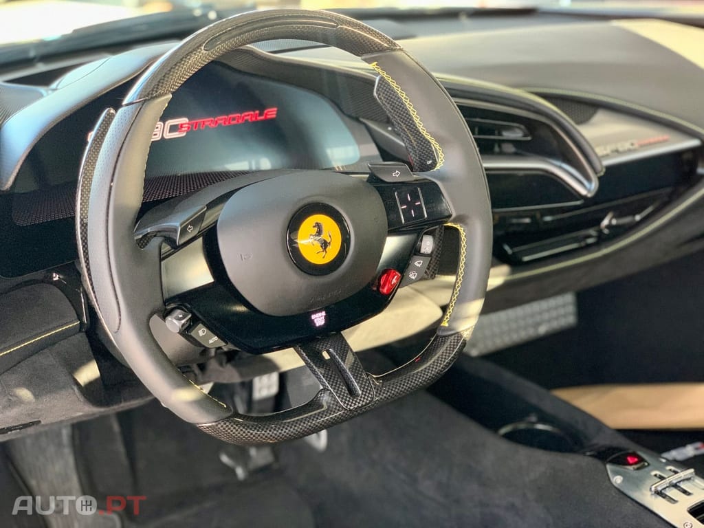 Ferrari SF90 Stradale Carbon/Lift/Racing