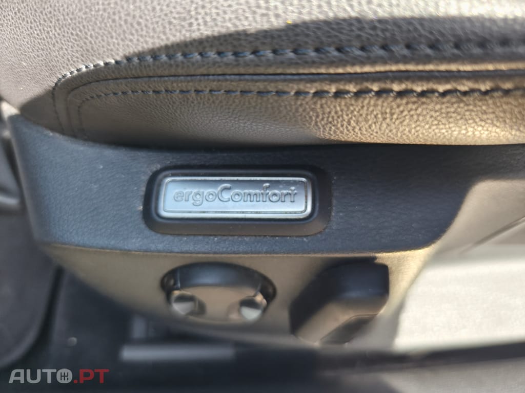 Volkswagen Passat Variant biTDI 240cv 4MOTION DSG Highline
