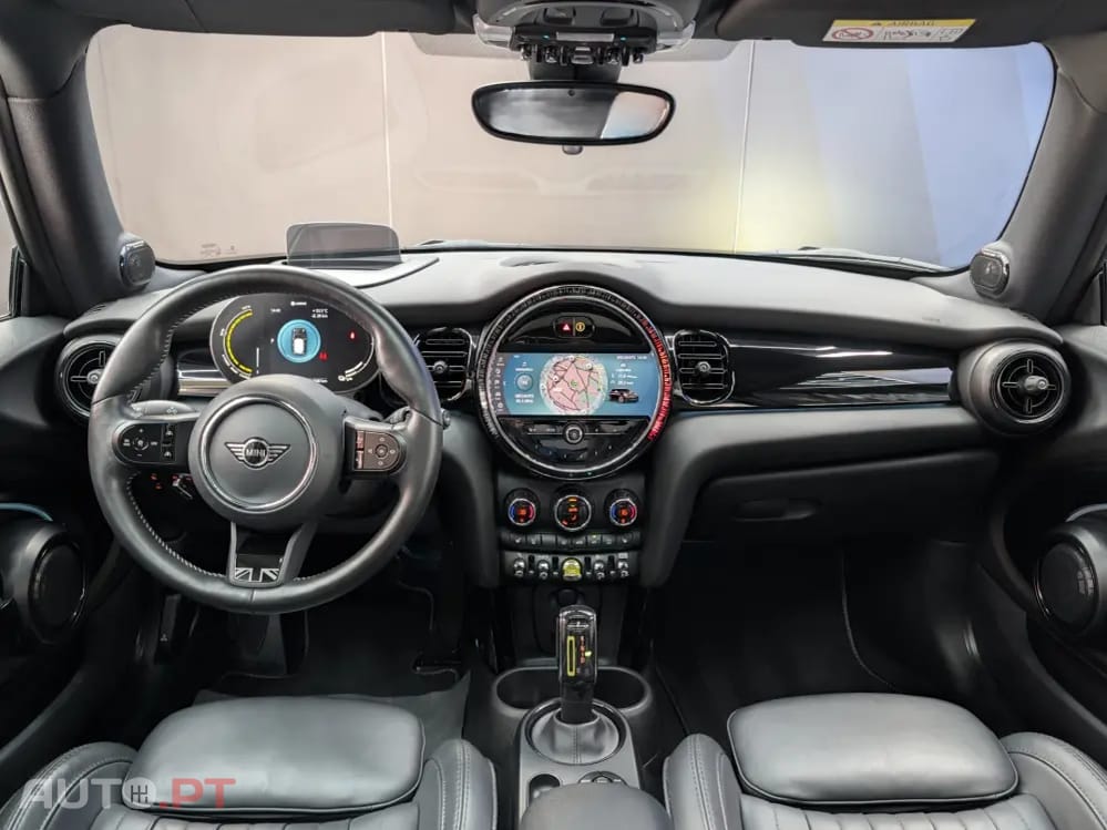 MINI Cooper Cooper SE Yours