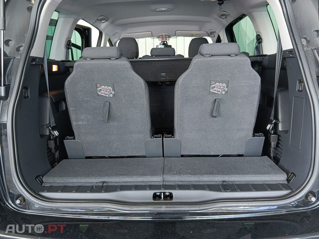 Peugeot 5008 1.6 BlueHDI