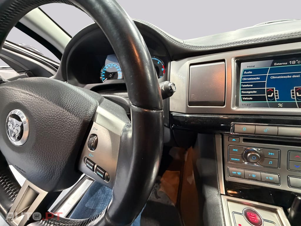 Jaguar XF 3.0D SPORT