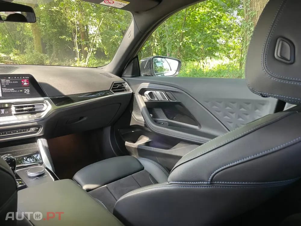 BMW 220 i Coupe Pack M Auto