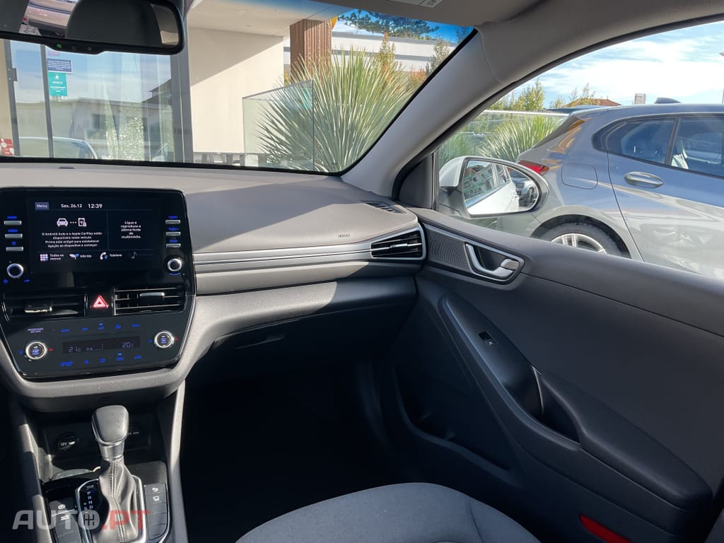 Hyundai Ioniq 1.6 GDI HEV