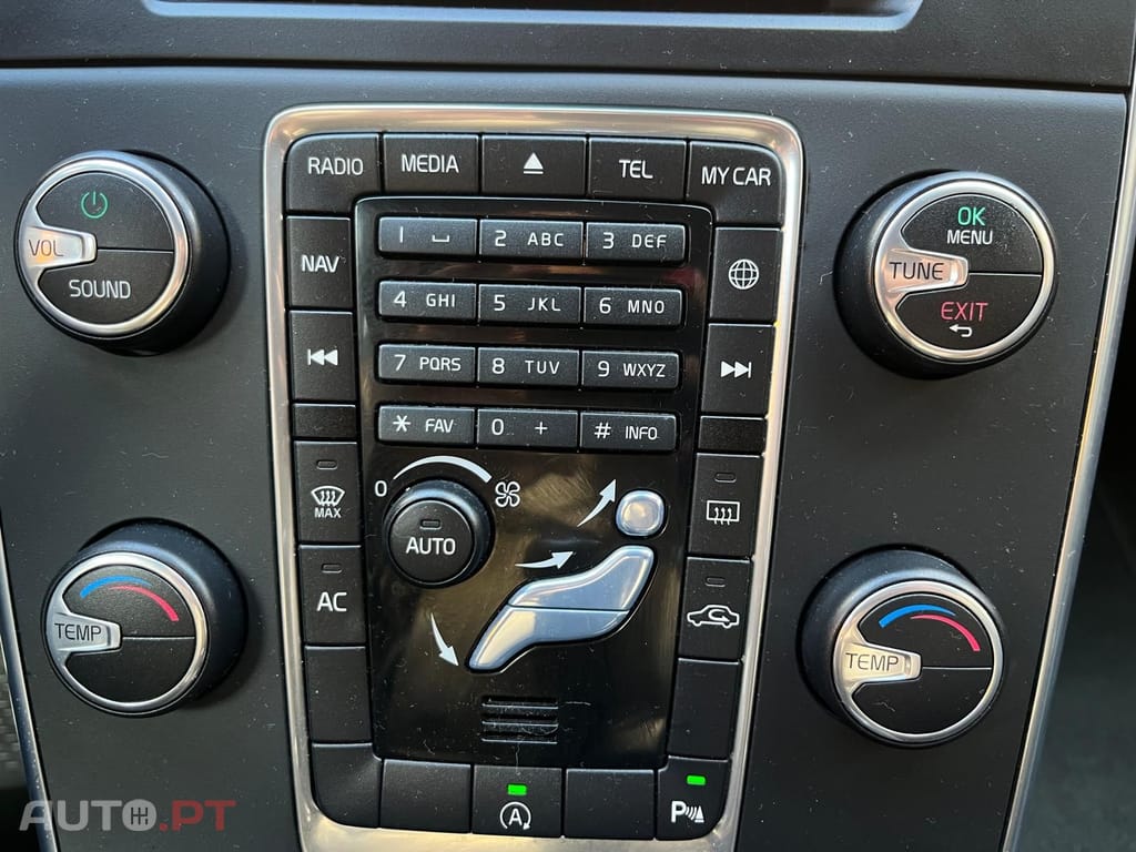 Volvo V60 2.0 D2 Momentum