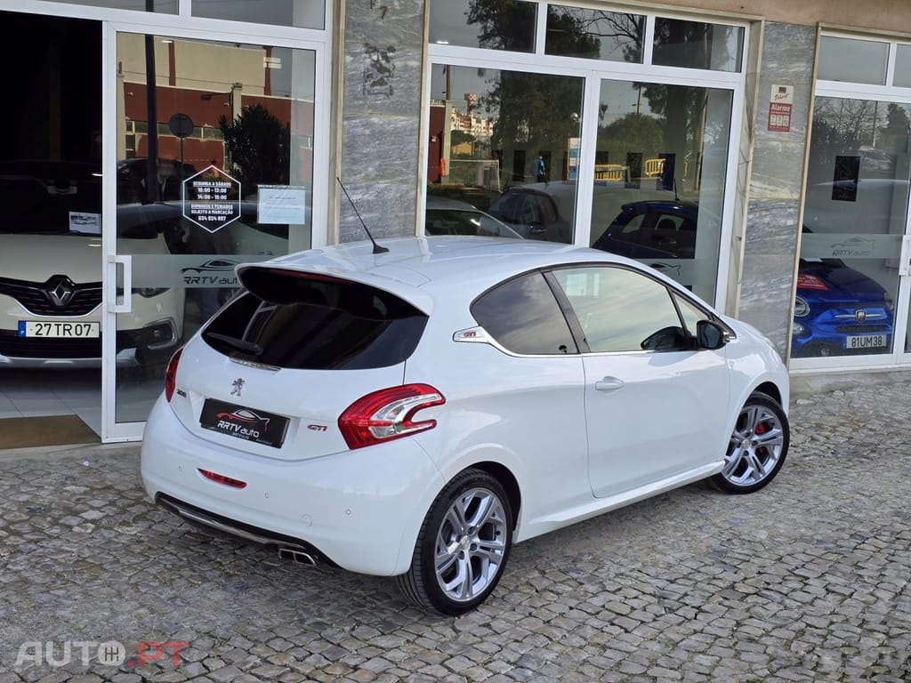 Peugeot 208 1.6 THP GTi