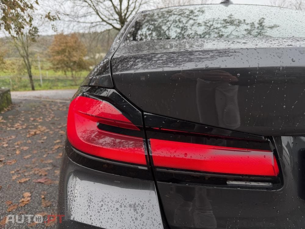 BMW 530 e Pack Desportivo M