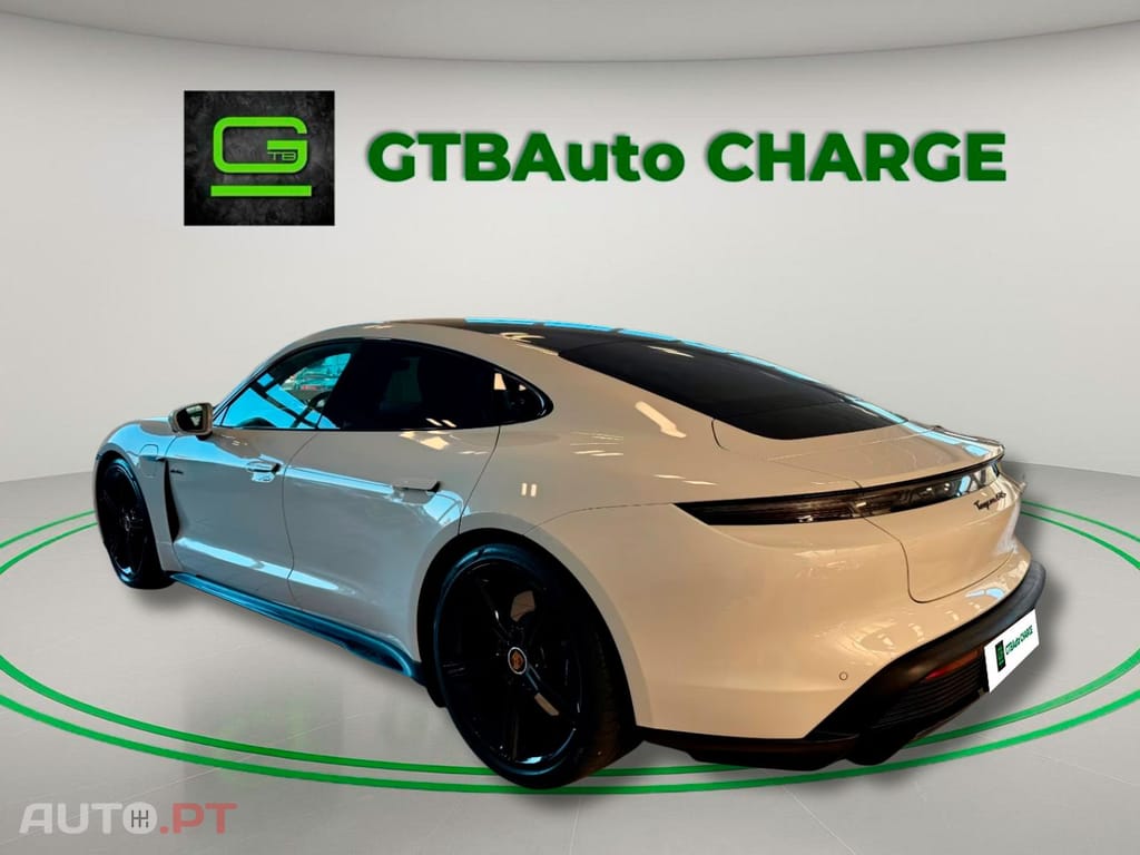 Porsche Taycan I.V.A DEDUTIVEL GTS 