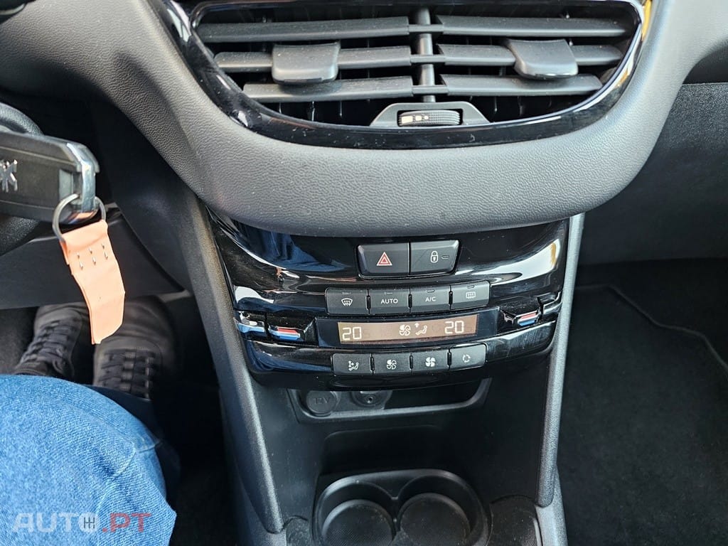 Peugeot 208 1.2 PureTech Active