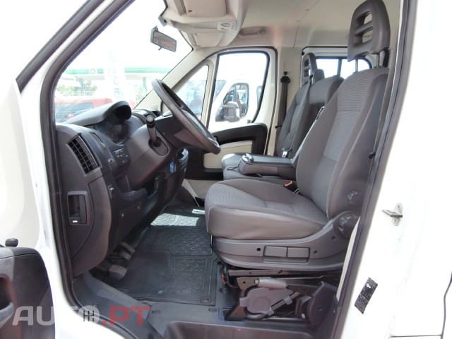 Peugeot Boxer HDi 333 L2H2 Confort