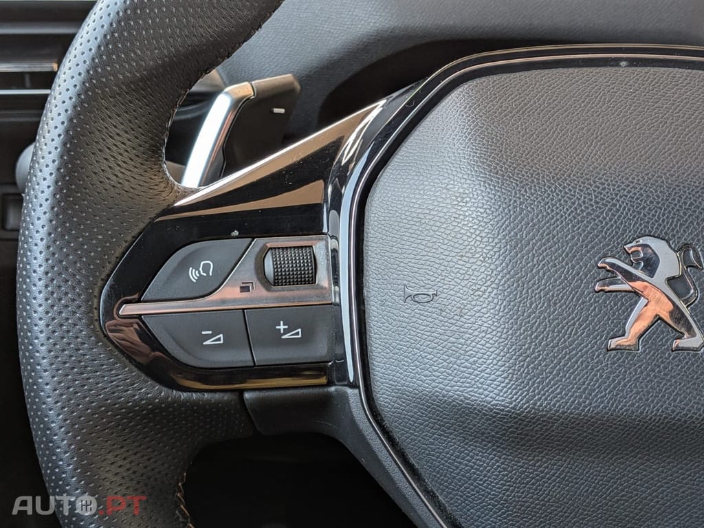 Peugeot 5008 1.2 PureTech GT EAT8
