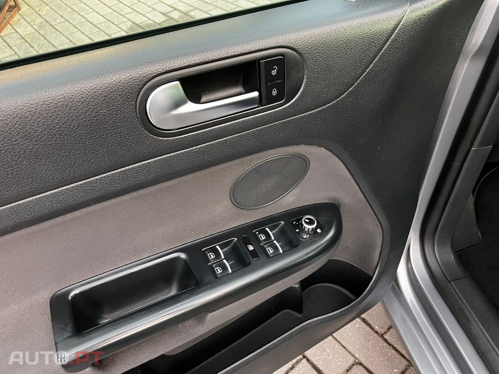 Volkswagen Golf Plus 1.6 TDi Style DSG